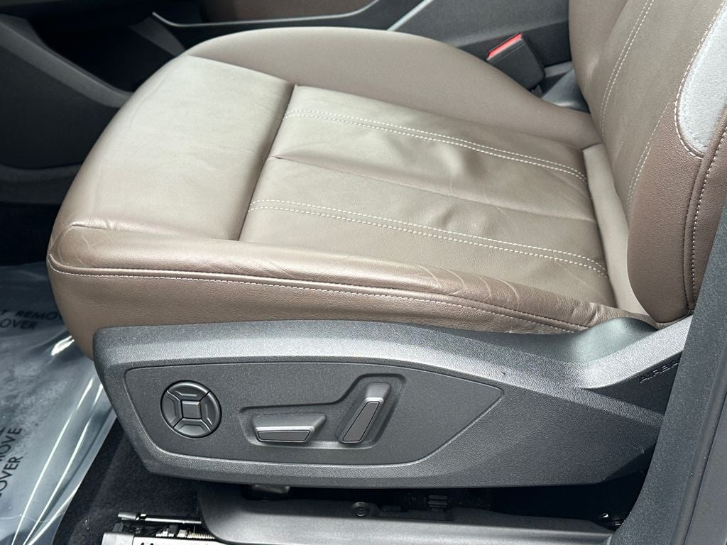 2023 Audi Q4 e-tron Prestige quattro