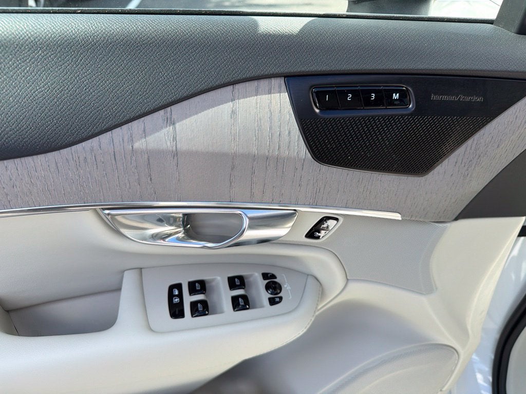 2025 Volvo XC90 B6 Plus 6-Seater Volvo Certified