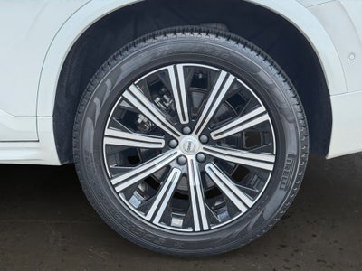 2024 Volvo XC90 B6 Plus Bright Theme