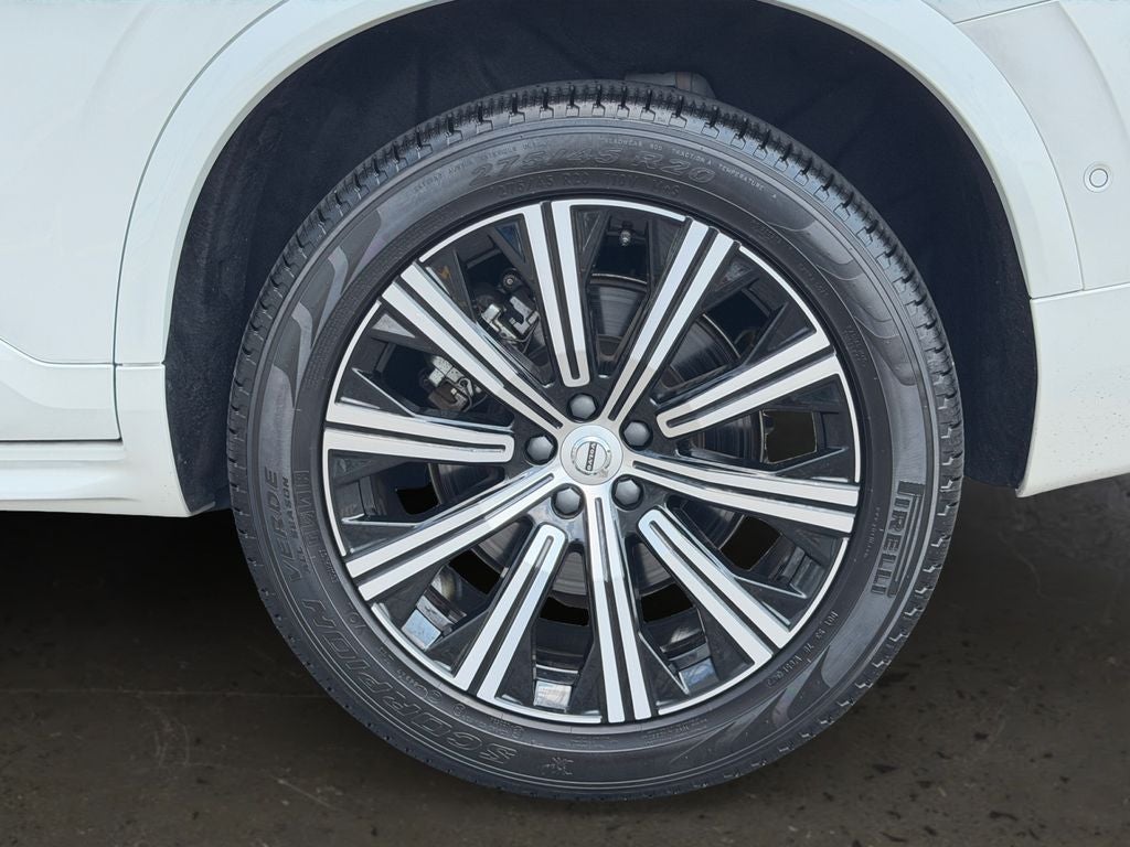 2024 Volvo XC90 B6 Plus Bright Theme