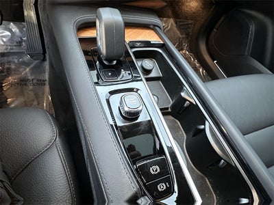 2025 Volvo XC90 B6 Plus 7-Seater