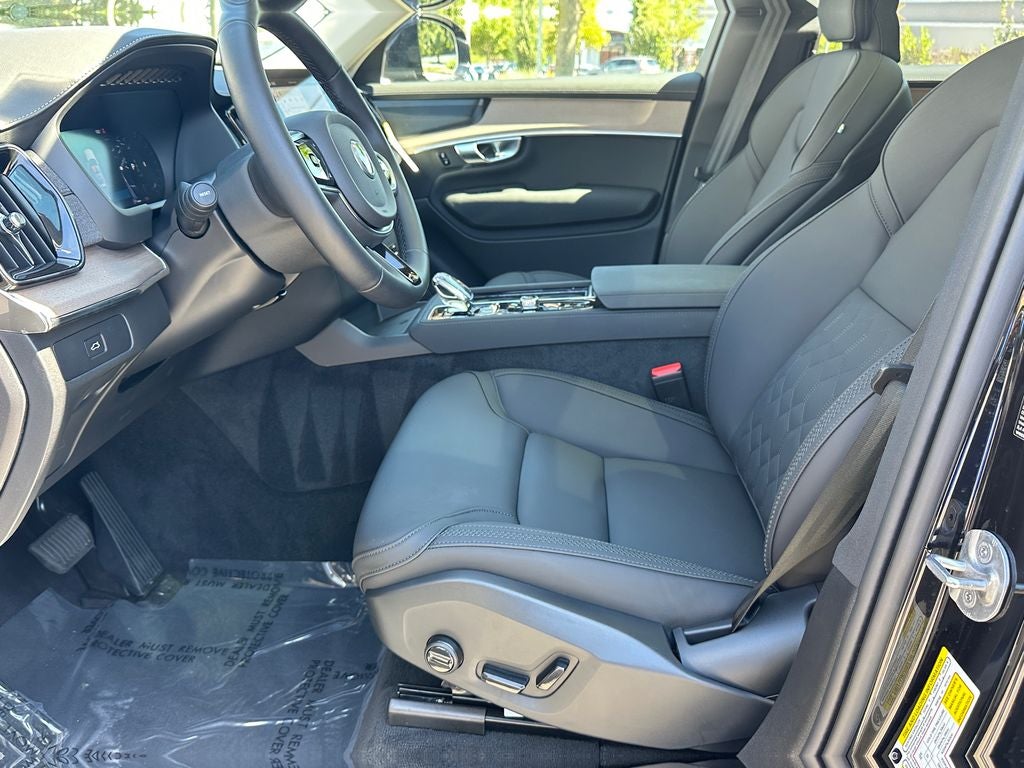 2026 Volvo XC90 B6 Plus 7-Seater