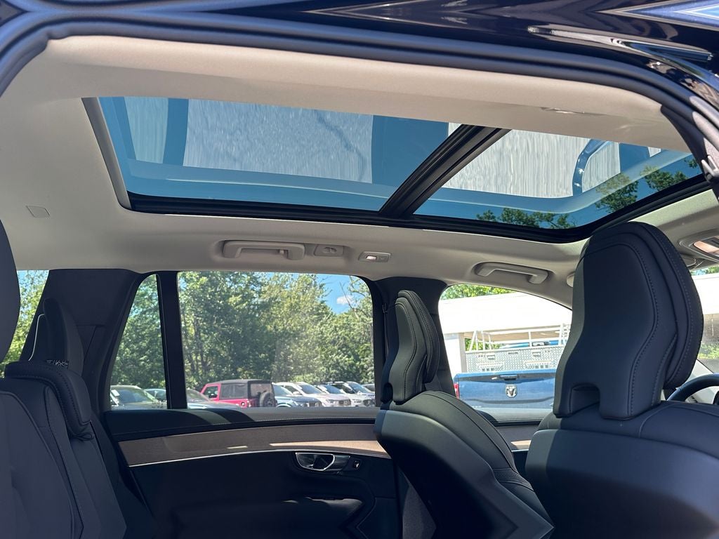 2026 Volvo XC90 B6 Plus 7-Seater