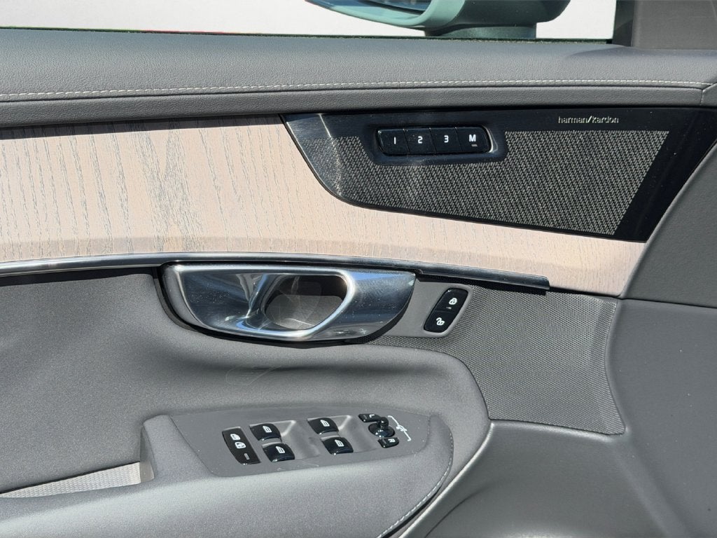 2026 Volvo XC90 B6 Ultra Volvo Certified