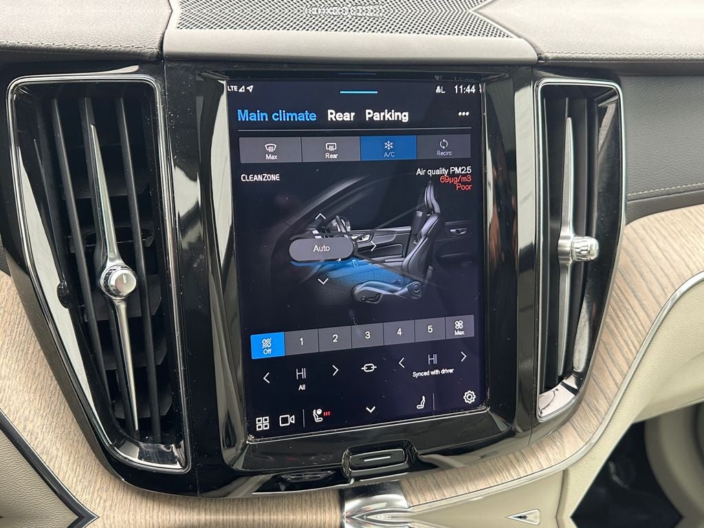 2022 Volvo XC60 B6 Inscription Volvo Certified