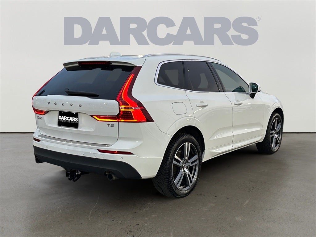 2020 Volvo XC60 T5 Momentum