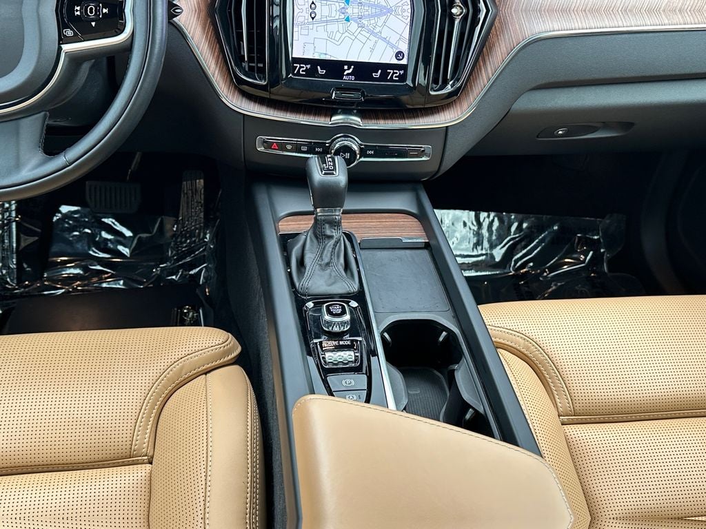 2021 Volvo XC60 T5 Inscription