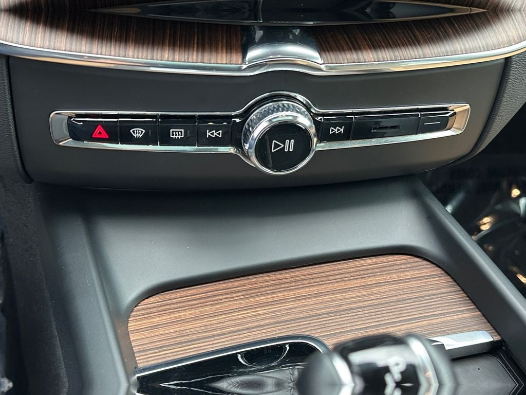 2021 Volvo XC60 T5 Inscription