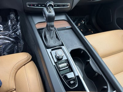 2021 Volvo XC60 T5 Inscription