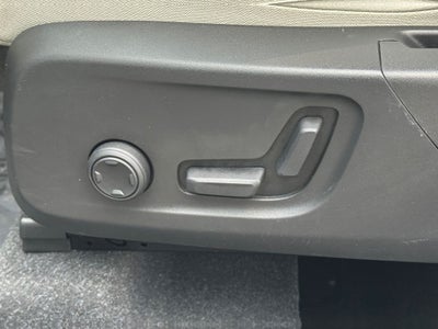 2021 Volvo XC40 Momentum