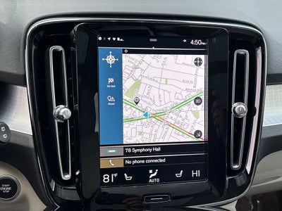 2021 Volvo XC40 Momentum