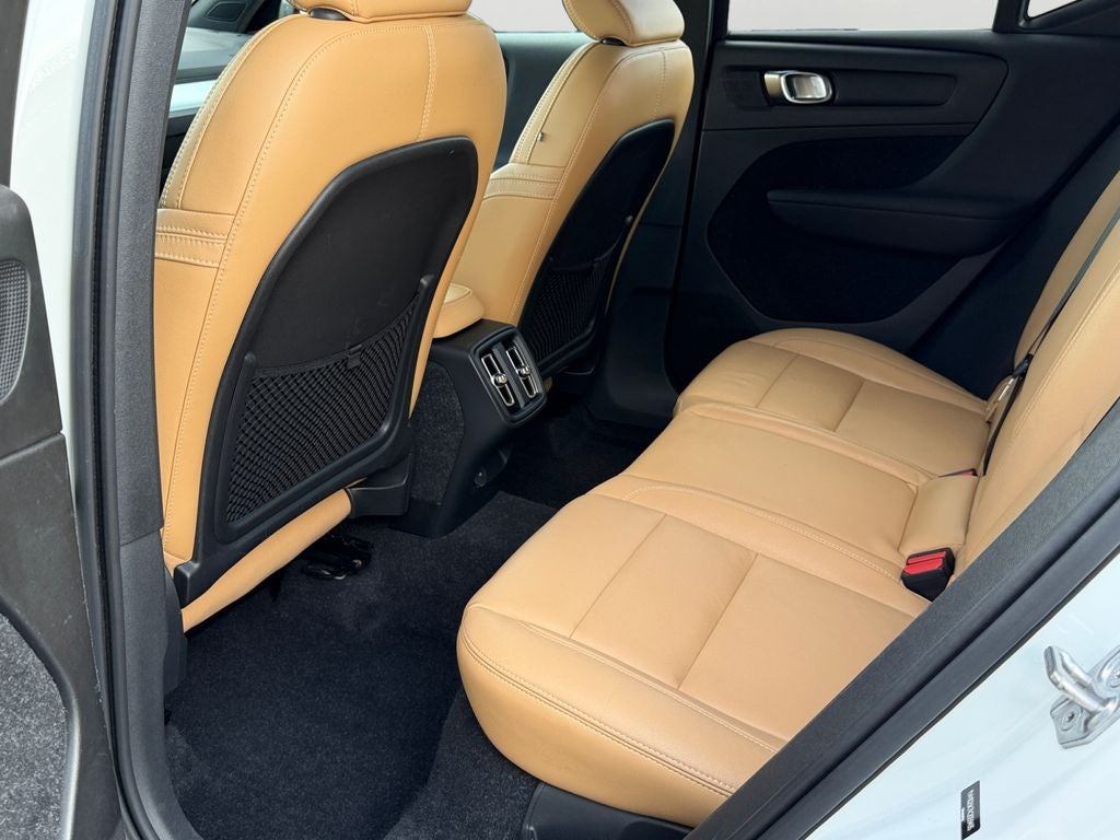 2019 Volvo XC40 Momentum