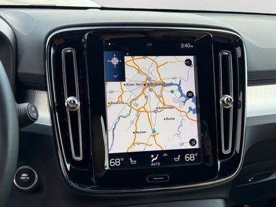 2019 Volvo XC40 Momentum