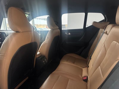 2019 Volvo XC40 Momentum