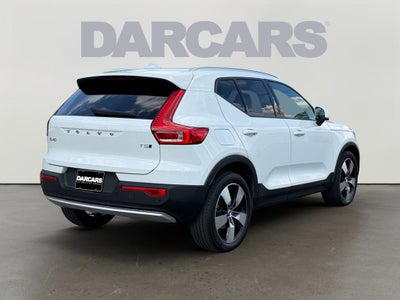 2019 Volvo XC40 Momentum