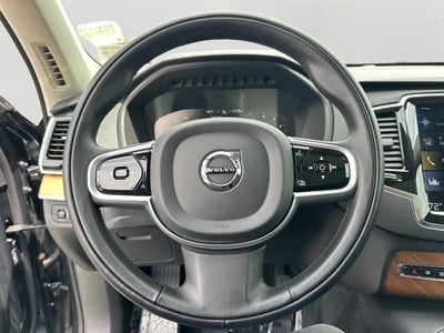 2021 Volvo XC90 T6 Momentum