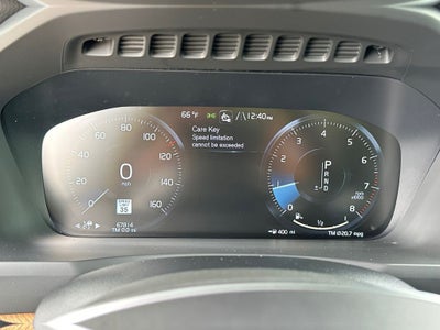2021 Volvo XC90 T6 Momentum