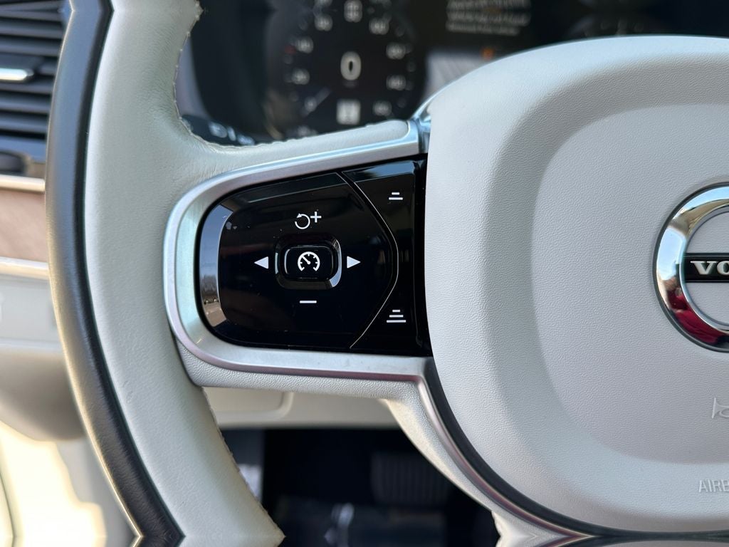2020 Volvo XC90 T6 Inscription Advanced Luxury Package with Air Suspension