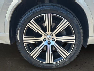 2020 Volvo XC90 T6 Inscription Advanced Luxury Package with Air Suspension