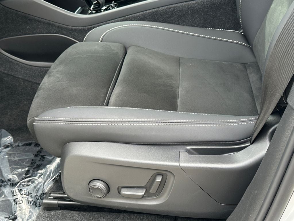 2023 Volvo C40 Recharge Pure Electric Ultimate