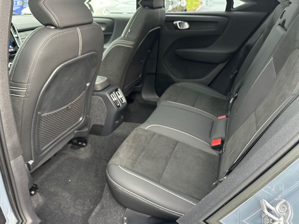 2023 Volvo XC40 Recharge Pure Electric Twin Plus Volvo Certified