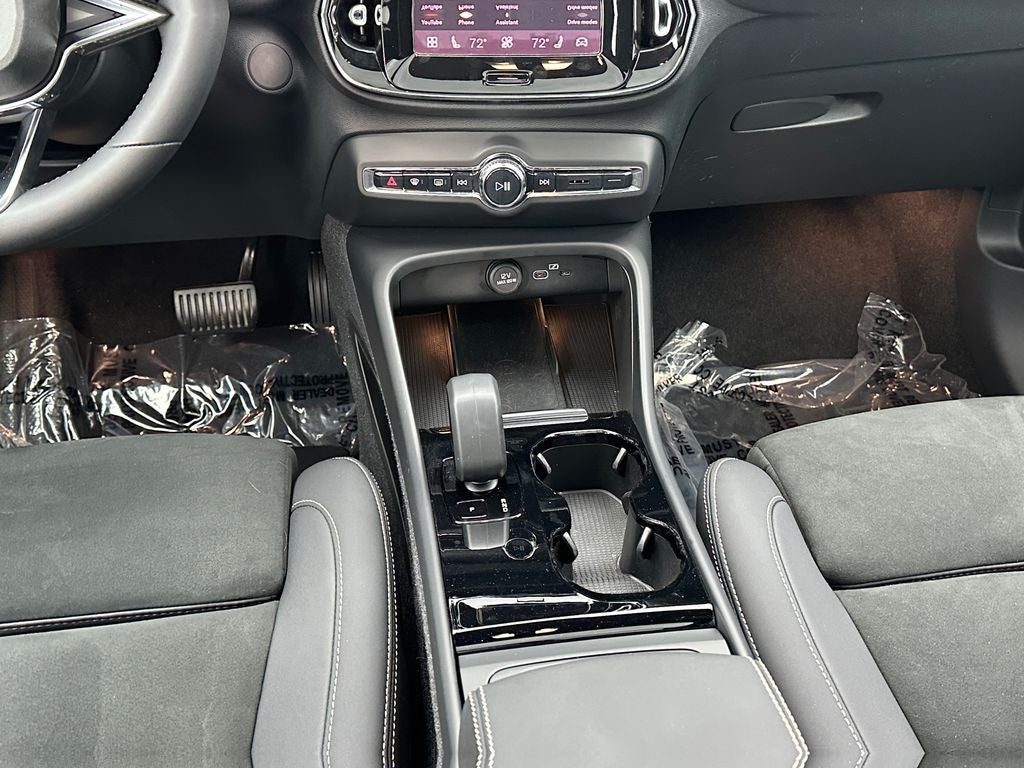 2023 Volvo XC40 Recharge Pure Electric Twin Plus Volvo Certified