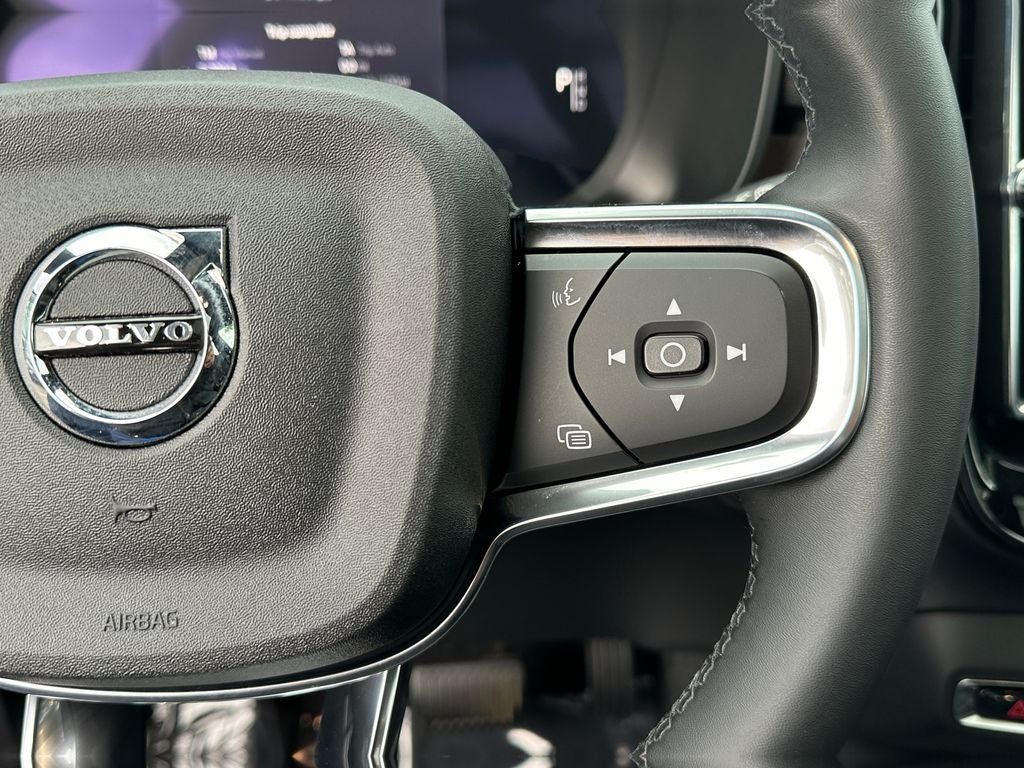 2023 Volvo XC40 Recharge Pure Electric Twin Plus Volvo Certified