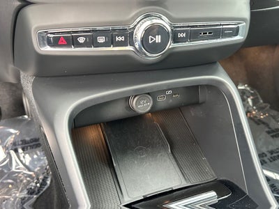 2023 Volvo XC40 Recharge Pure Electric Twin Plus Volvo Certified
