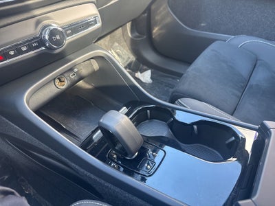 2024 Volvo XC40 Recharge Pure Electric Ultimate