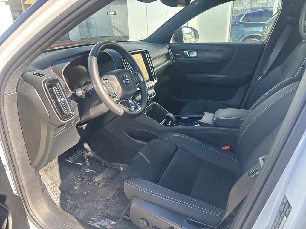 2024 Volvo XC40 Recharge Pure Electric Ultimate