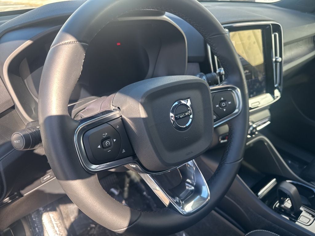 2024 Volvo XC40 Recharge Pure Electric Ultimate