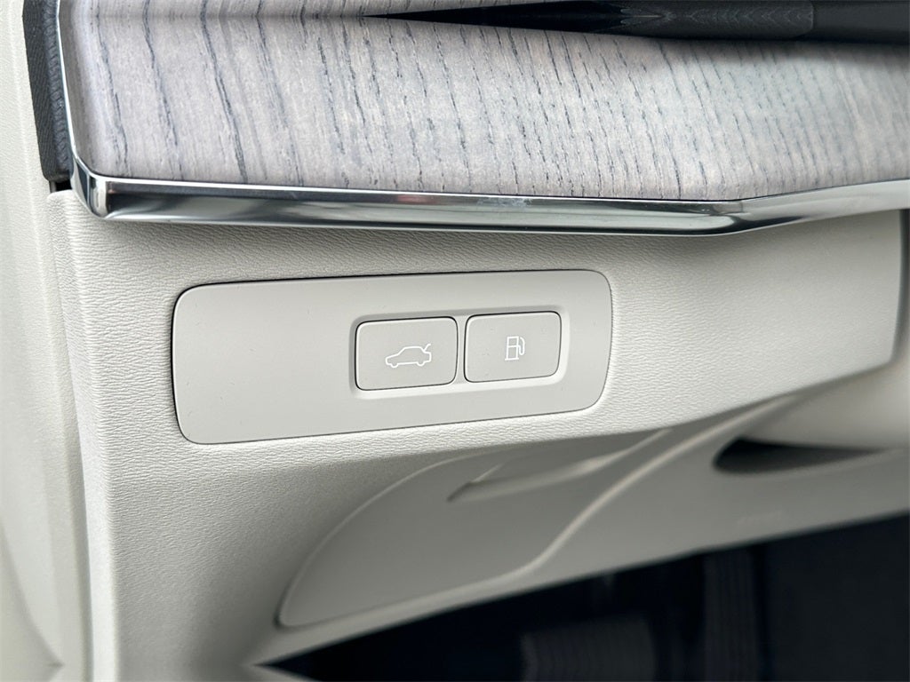 2023 Volvo XC90 Recharge Plug-In Hybrid T8 Plus Bright Theme 7 Passenger Volvo Certified Pre-Owned