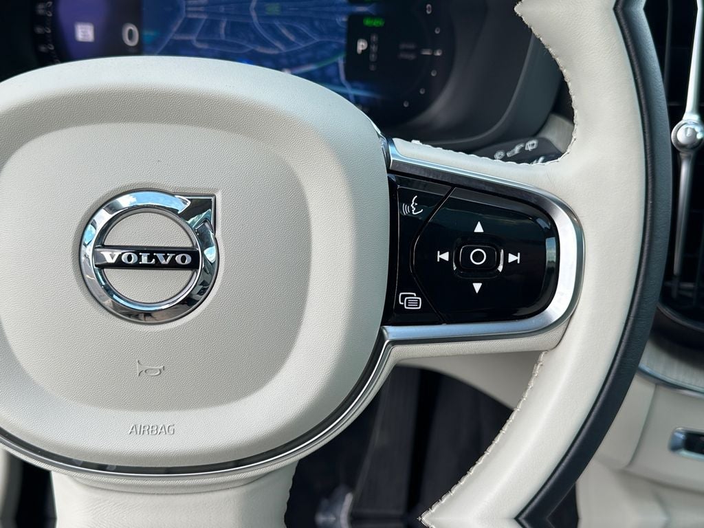 2024 Volvo XC60 Recharge Plug-In Hybrid T8 Plus Dark Theme Volvo Certified