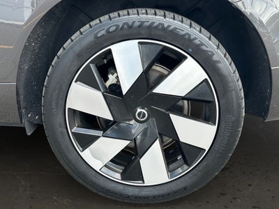 2024 Volvo XC60 Recharge Plug-In Hybrid T8 Plus Dark Theme Volvo Certified
