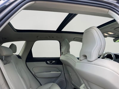 2024 Volvo XC60 Recharge Plug-In Hybrid T8 Plus Dark Theme Volvo Certified