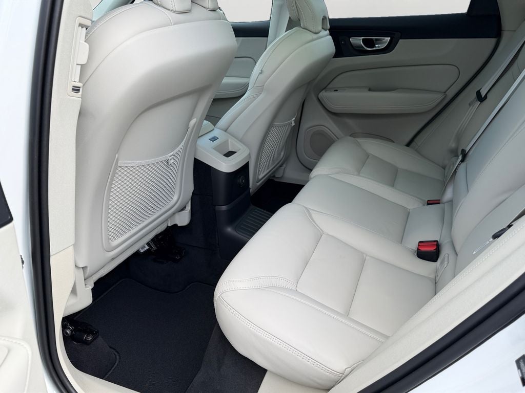 2024 Volvo XC60 Recharge Plug-In Hybrid Ultimate Volvo Certified