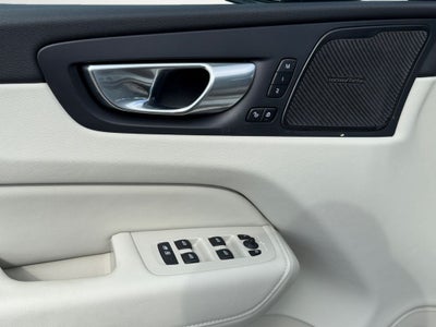 2024 Volvo XC60 Recharge Plug-In Hybrid Ultimate Volvo Certified