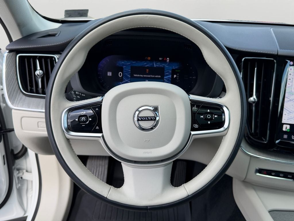 2024 Volvo XC60 Recharge Plug-In Hybrid Ultimate Volvo Certified