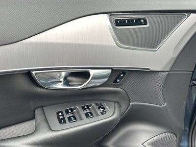 2023 Volvo XC90 B5 Core Volvo Certified