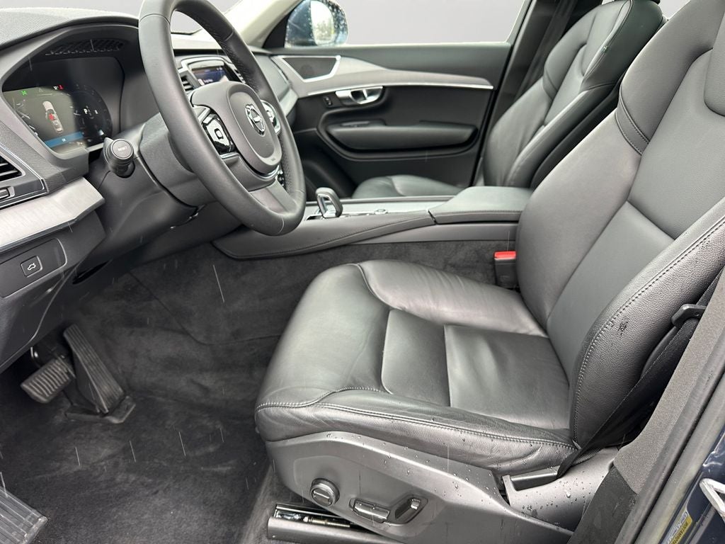 2023 Volvo XC90 B5 Core Volvo Certified