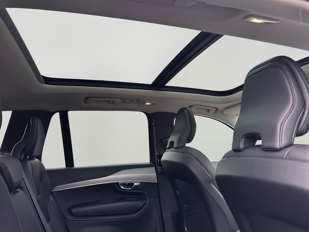2023 Volvo XC90 B5 Core Volvo Certified