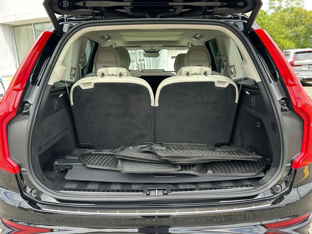 2023 Volvo XC90 B5 Core Volvo Certified