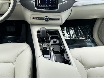 2023 Volvo XC90 B5 Core Volvo Certified