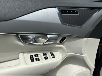 2023 Volvo XC90 B5 Core Volvo Certified