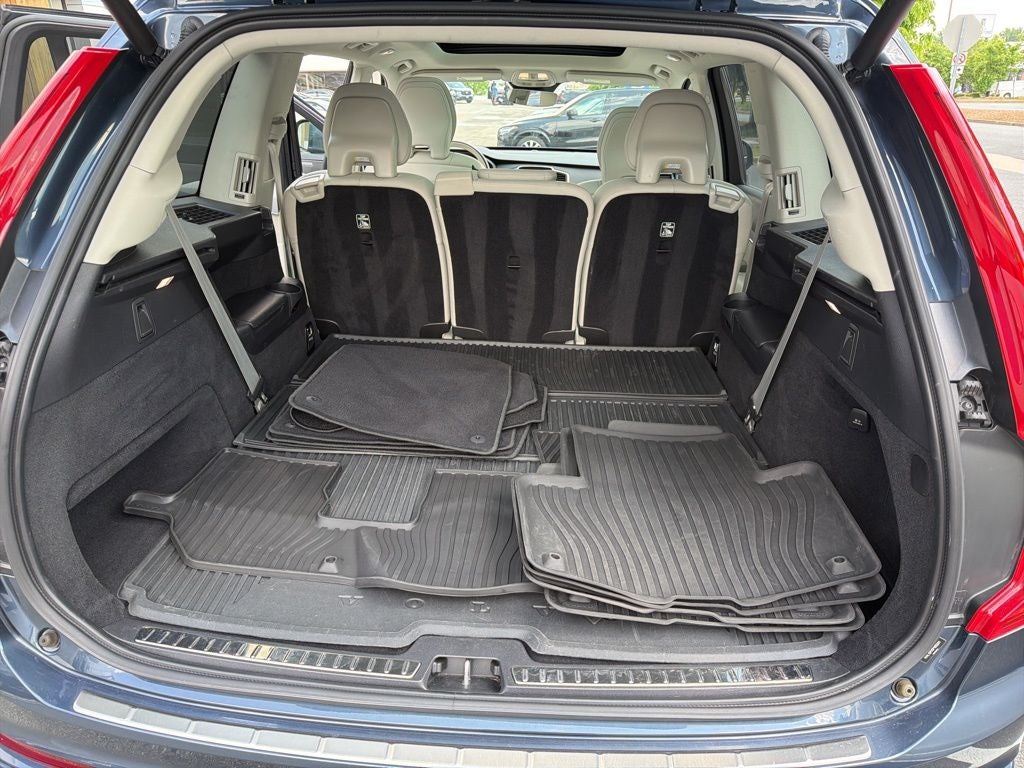 2023 Volvo XC90 B5 Core Volvo Certified