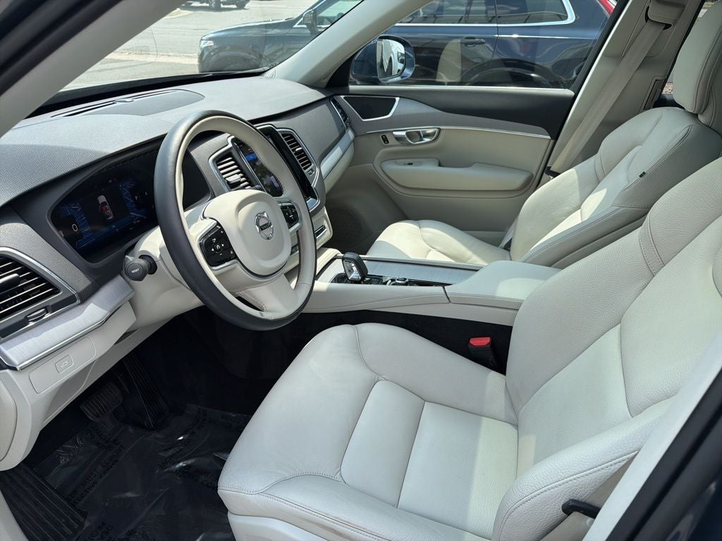 2023 Volvo XC90 B5 Core Volvo Certified