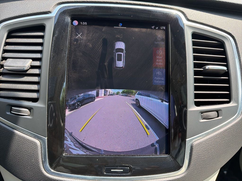 2023 Volvo XC90 B5 Core Volvo Certified