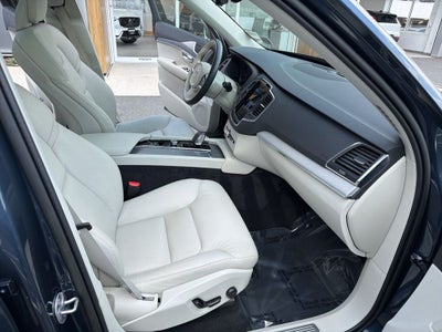 2023 Volvo XC90 B5 Core Volvo Certified