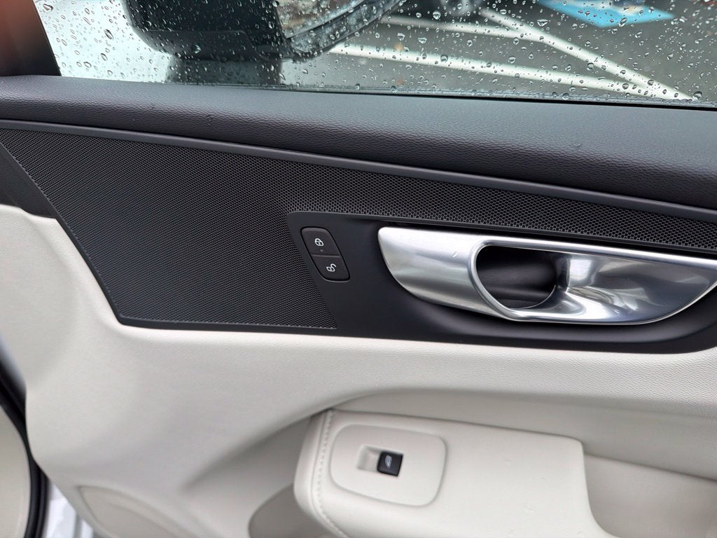 2024 Volvo XC60 B5 Plus Dark Theme Volvo Certified
