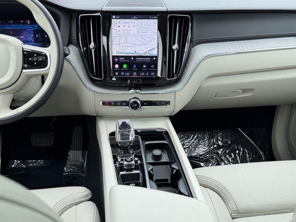 2024 Volvo XC60 B5 Ultimate Dark Theme Volvo Certified